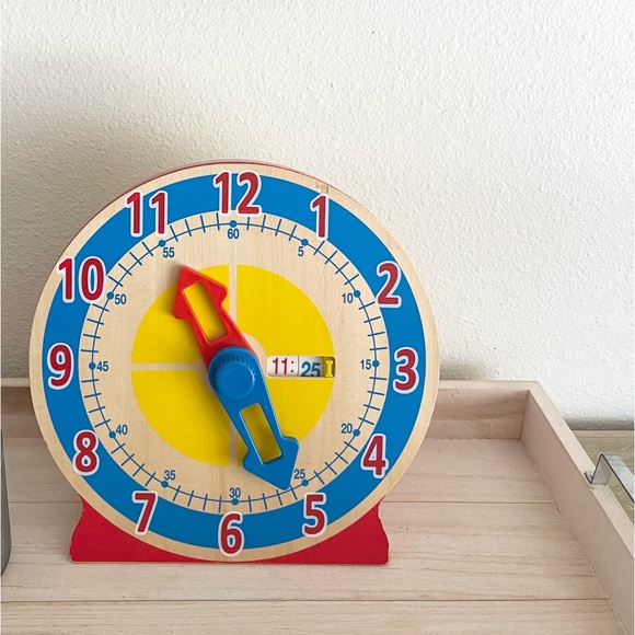 Melissa & Doug Clock Learning Set - Picture 2 of 3